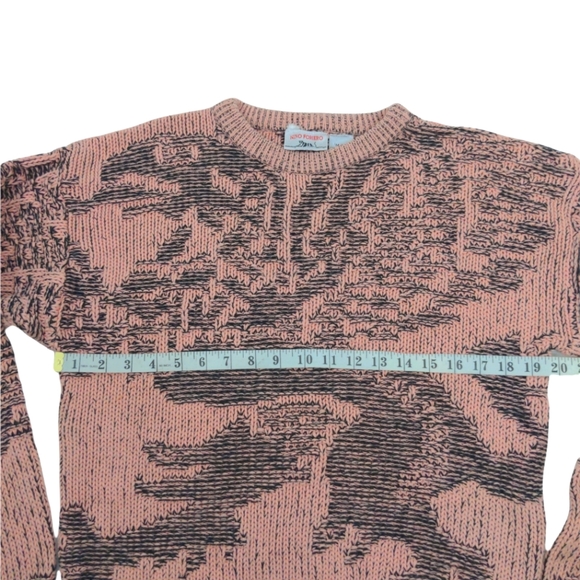 Chunky Pink Dragon Graphic Print 3D Oversized Knit Sweater sz Medium - Picture 7 of 8